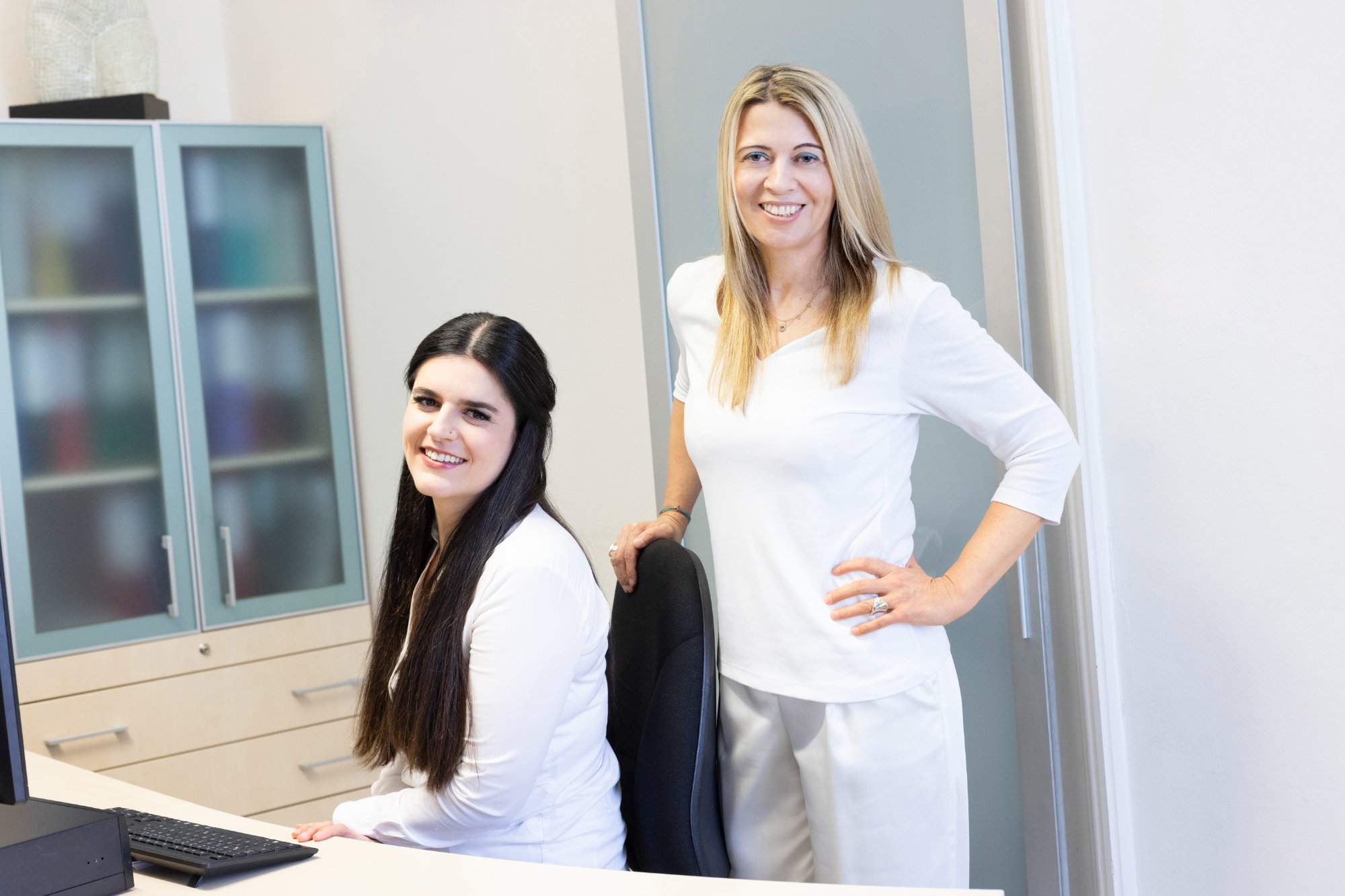 Team der Hautarztpraxis Dr. Martina Aumayr in Korneuburg